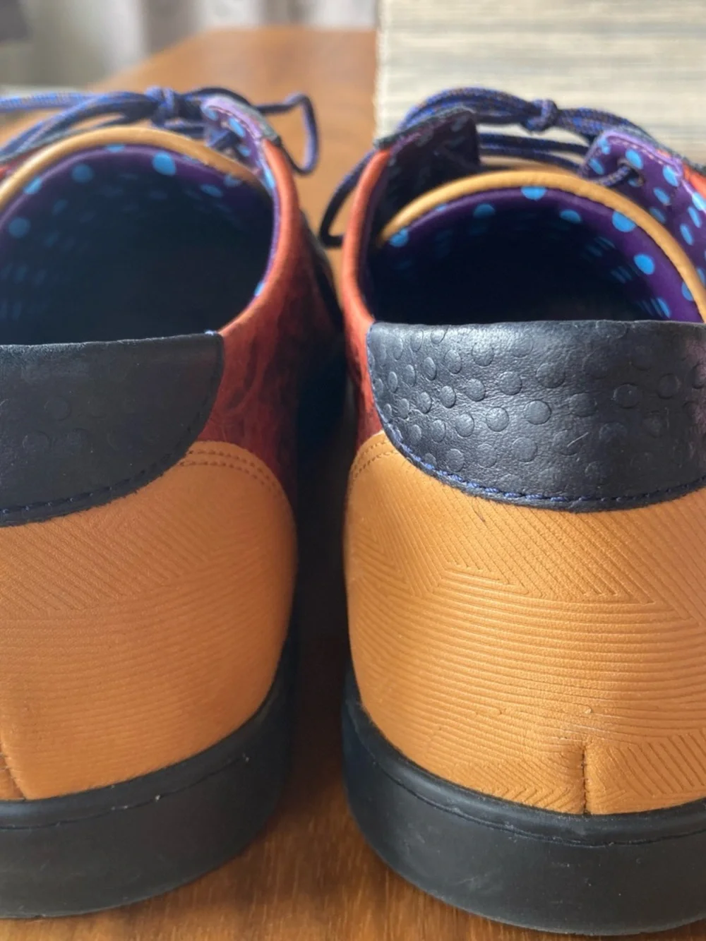Lords of Harlech Men's Casual Embossed Red & Tan Sneakers - Picture 2 of 5